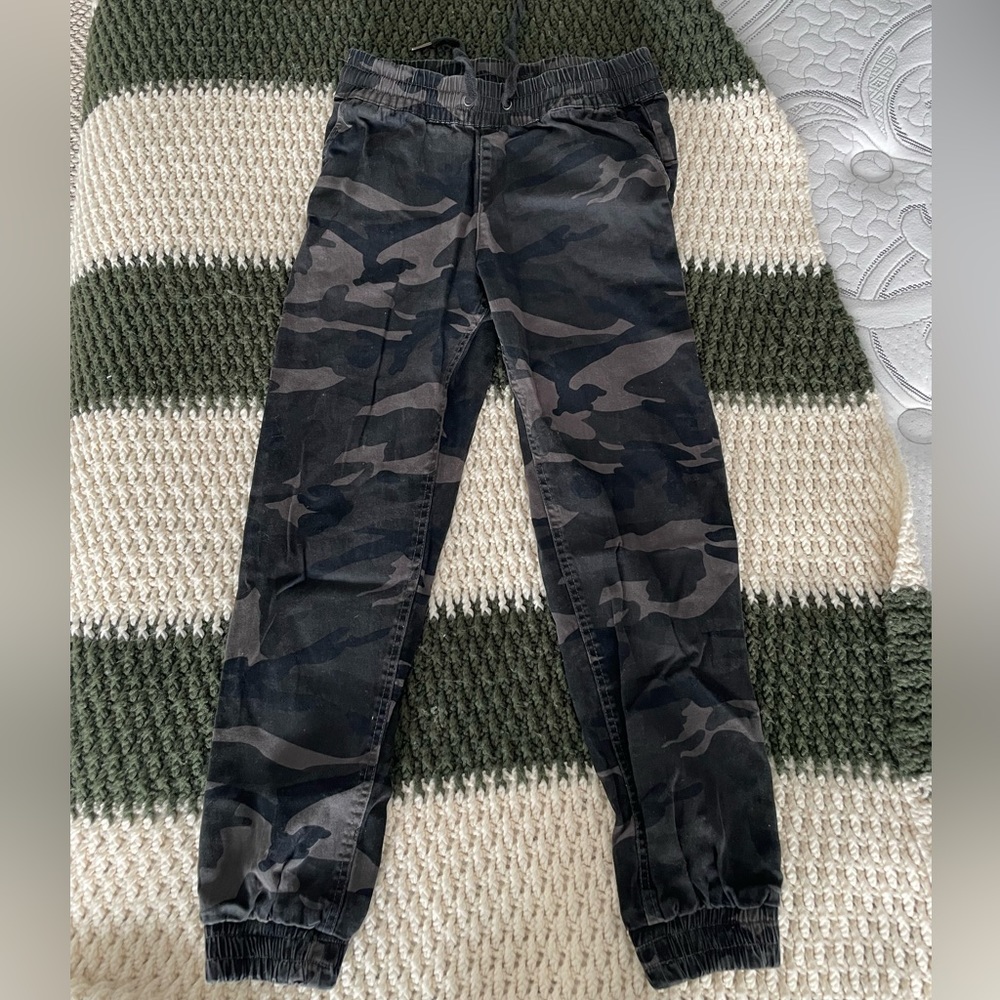 Women’s camo joggers